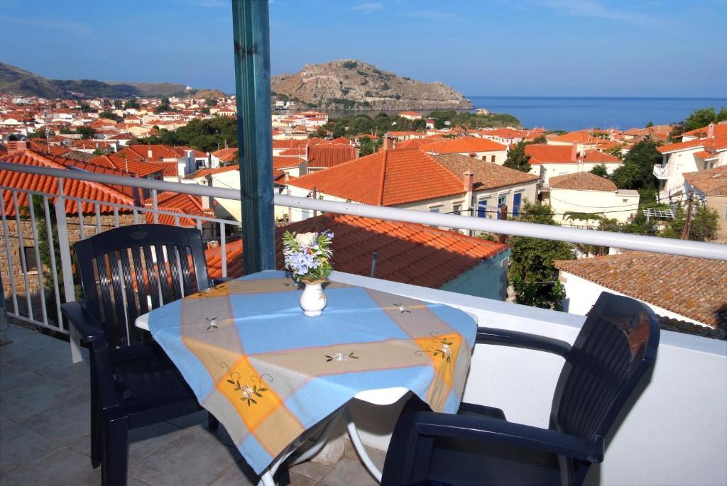 Efterpi Apartman Mírina Szoba fotó